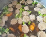 Foto langkah ke 4 dari resep Sop Daging Makaroni Bakso.