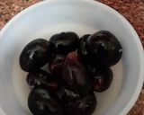 A picture of step 1 of Black Plum Laban.