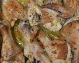 Foto langkah ke 3 dari resep Roasted chicken with creamy spinach.