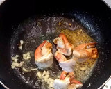 รูปขั้นตอนการทำที่ 4 ของ กระเจี๊ยบเขียวผัดกุ้ง