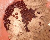 Foto langkah ke 1 dari resep Choco Raisin Cookies.