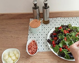 Foto del paso 1 de la receta: Ensalada de melón y jamón