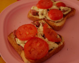 Foto del paso 5 de la receta: Mini pizzas para desayuno