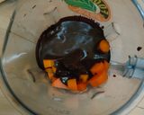 Foto langkah ke 3 dari resep Carrot Mousse Cake.
