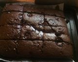 A picture of step 9 of Chocolate chunk brownies.