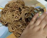 صورة لخطوة 5 من وصفة عجوه (تمر) بالسمسم 😋