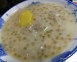 Foto langkah ke 2 dari resep Bubur talas dan sagu ala pelangi.