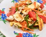 รูปขั้นตอนการทำที่ 3 ของ ยำไข่ดาว🍳🥗 (เมนูไก่ไข่ไว้ใจเราเลย😍)
