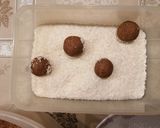 Kókuszgolyó - gyerekbarát recept fázis 3 fotója
