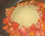 A picture of step 2 of Peas and potato curry.