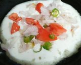 A picture of step 3 of Rava Uttapam.