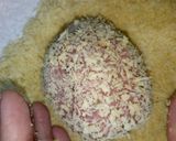 Hình bước làm 5 của món Scotch Eggs (Trứng lòng đào bọc thịt chiên xù)
