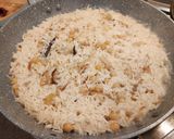 A picture of step 5 of Chana pulao.