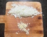 Foto del paso 2 de la receta: Arroz con Pollo y azafrán!!