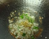 A picture of step 2 of Garlic dal palak.