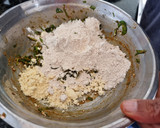 A picture of step 2 of Rasa valu Undhiyu.