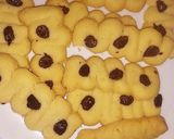 Foto langkah ke 4 dari resep Kue semprit susu keju (kuker).