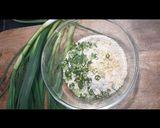 A picture of step 1 of Bajra Thepla.