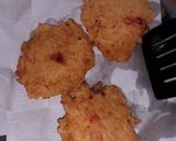 Foto del paso 3 de la receta: Bocaditos de arroz de ayer !!