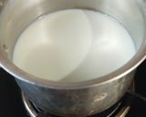 A picture of step 1 of Badaam Milk Shake.
