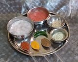 পেঁয়াজ সর্ষে দিয়ে কাতলা কালিয়া(peyanj shorshe diye katla kalia recipe in Bengali) রেসিপি ধাপ - 1 ছবি