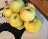 Une image de l'étape 1 de Compote aux fruits du jardin (pommes,pêches blanches,prunes d ente et quetsches).