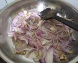 A picture of step 2 of Chicken methi wala.