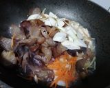 รูปขั้นตอนการทำที่ 3 ของ เต้าหู้ผัดขิง​ (มังสวิรัติ/ไร้แป้ง)​