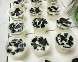 Foto langkah ke 3 dari resep Puding Oreo Simple.