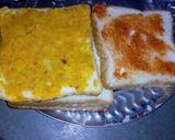 A picture of step 2 of Bread pakoda.