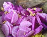 Foto langkah ke 2 dari resep Thai Su/ Sup Keladi Ungu.
