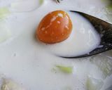 รูปขั้นตอนการทำที่ 5 ของ ไก่ต้มกะทิกับฟักใส่ส้มแขก