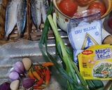 Foto langkah ke 1 dari resep Ikan Pindang bumbu Sarden.