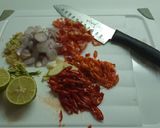 Foto langkah ke 1 dari resep Tempe Penyet Sambal Matah Praktis.