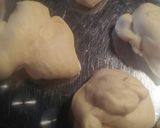 Foto langkah ke 3 dari resep Korean Garlic Creamcheese Bread.
