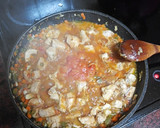 Foto del paso 3 de la receta: Pasta con ragout de cerdo y queso rallado