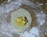 Foto del paso 4 de la receta: Empandillas de manzanas y fresas