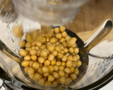 Foto del paso 1 de la receta: Hummus rosa de remolacha