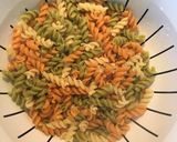Foto del paso 4 de la receta Pasta con "salsa" de espárragos y salmón 🍜🌱🐟