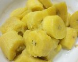 A picture of step 2 of Plantain French toast.