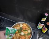 Foto langkah ke 4 dari resep 5 menit Tom Yum Asam Pedas Gurih - bumbu instant MAMATA.