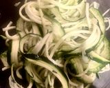 Foto del paso 1 de la receta Zoodles con pera y gorgonzola