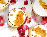 A picture of step 4 of Khubani ka meetha.