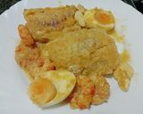 Foto del paso 4 de la receta: Merluza con gambones