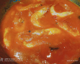 Foto del paso 8 de la receta: Bacalao con tomate e invitados 🌶️🐟 🍅 🦐🦐🍷
