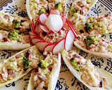 Foto del paso 1 de la receta: Endivias rellenas con ensaladilla de atún (lowcarb)
