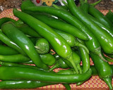 Foto del paso 2 de la receta: Cómo encurtir las guindillas