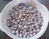 Hình bước làm 3 của món Tàu hủ trân châu đường đen