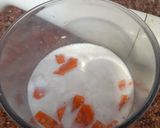 A picture of step 3 of Carrot  Shake.