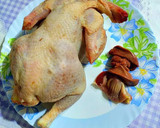 Foto del paso 1 de la receta: Pollo asado a la imperial con patatas asadas, huevos y olivas